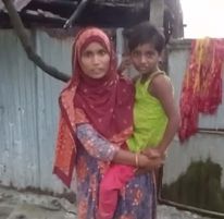 কুড়িগ্রামে  অসহায় মহিলার  ঘর নদীতে বিলীন  পরিবার নিয়ে দুশ্চিন্তায়