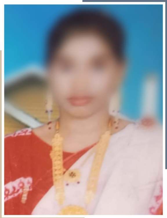 বদলগাছীতে পরকীয়া প্রেমিকের হাত ধরে উধাও প্রবাসীর স্ত্রী