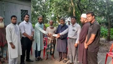 শহীদ সবুজের পরিবারকে আর্থিক সহায়তা দিলেন শ্রীবরদী সরকারি কলেজ শিক্ষকমন্ডলী