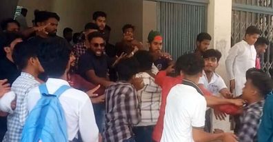 শরীয়তপুরে শিবির-ছাত্র অধিকার পরিষদের সঙ্গে ছাত্রদলের হাতাহাতি