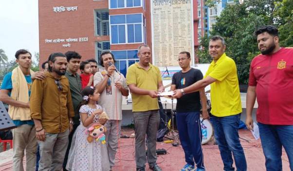 নওগাঁয় দুইদিন ব্যাপী বন্যার্তদের সহায়ার্থে চ্যারিটি কনসার্ট অনুষ্ঠিত