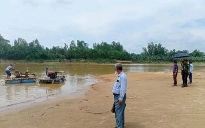 অবৈধ ভাবে বালু উত্তোলন লাখ টাকা জরিমানা