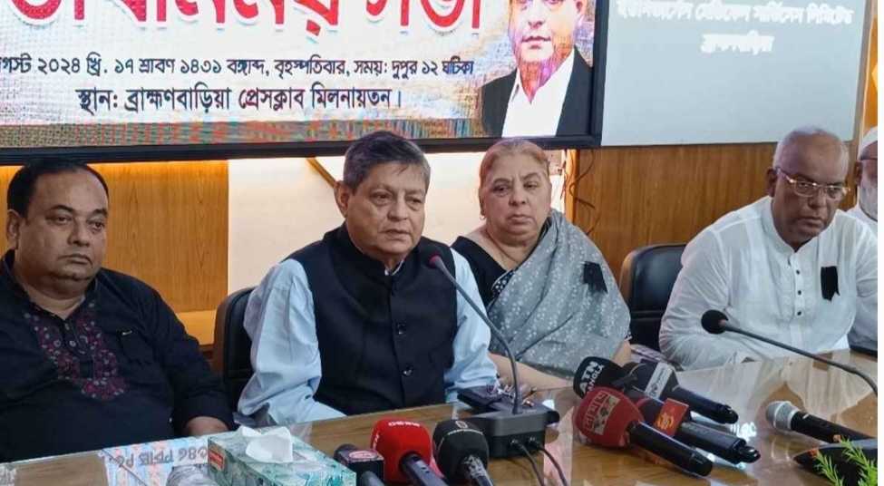 মির্জা ফখরুল, রিজভীরা দিনে তিন বার করে সরকারের পতন ঘটায়- গৃহায়ণ ও গণপূর্ত মন্ত্রী