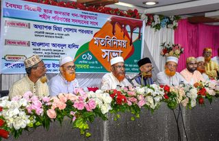 গাইবান্ধার ৬ শহীদদের পরিবারে ১২ লাখ টাকা দিলো জামায়াত