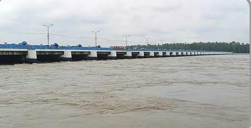 বৃদ্ধি পাচ্ছে তিস্তার পানি, বন্যার আশঙ্কা