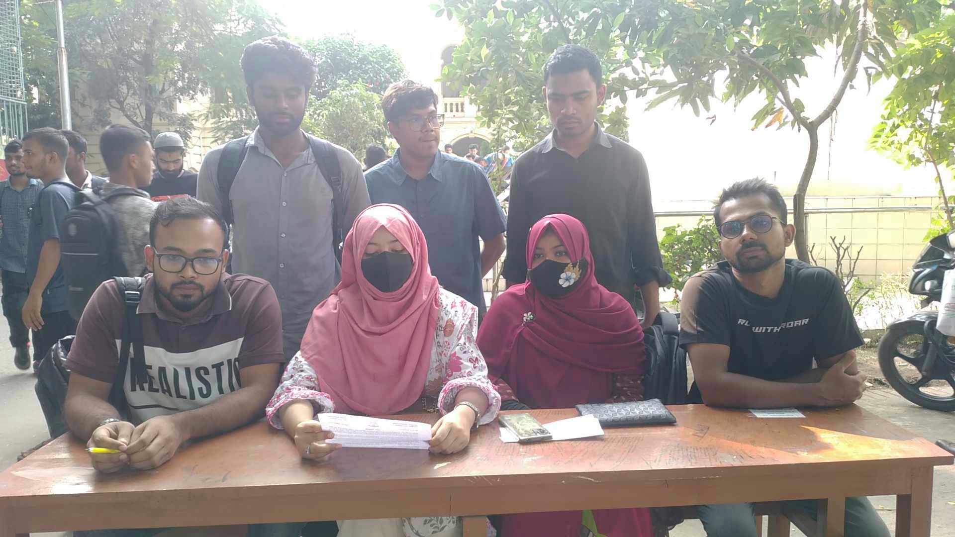 দুটি হলে স্থাপনা নির্মাণের অনুমতি পেল জবি