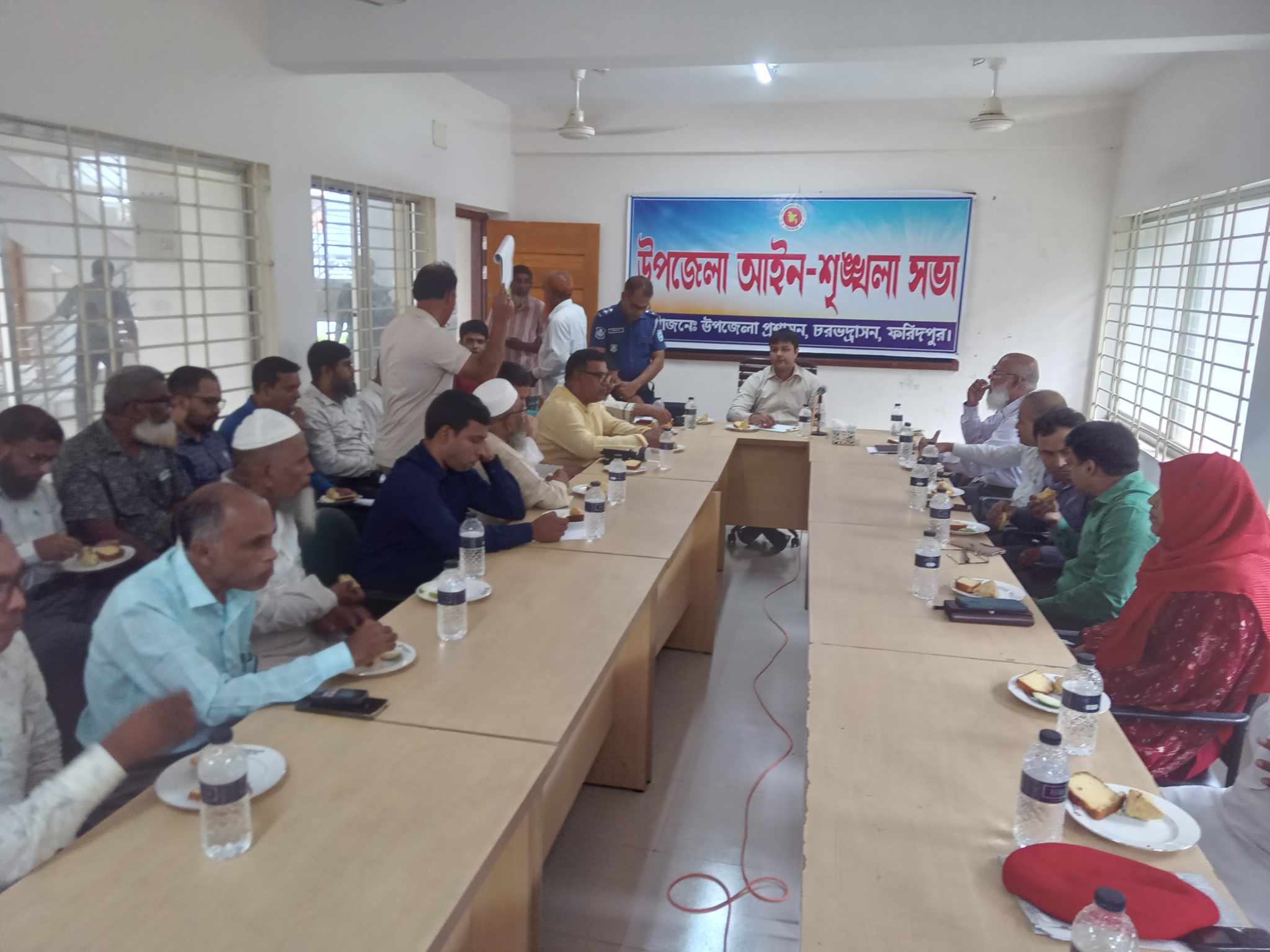 চরভদ্রাসন উপজেলায় আইন-শৃঙ্খলা মিটিং অনুষ্ঠিত