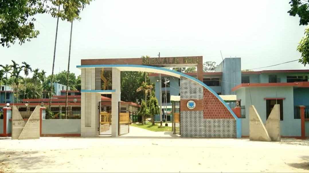 বাকৃবিতে শিক্ষার্থীকে মারধরের ঘটনায় প্রক্টরের নিকট পাল্টাপাল্টি অভিযোগ 