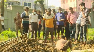 রাজশাহীতে নিহত শিক্ষার্থী সাকিব আনজুমের মরদেহ উত্তোলন