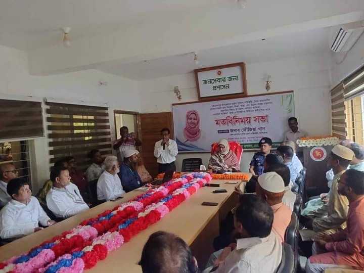 হোসেনপুরে নবাগত জেলা প্রশাসক ফৌজিয়া খানের মতবিনিময়