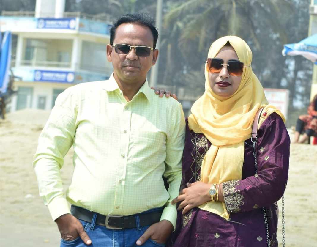 বিয়ের আগে পড়তে পারেননি, ৪৩ বছর বয়সে স্বামী ও ৩৩ বছর বয়সে স্ত্রী করলেন এইচএসসি পাস