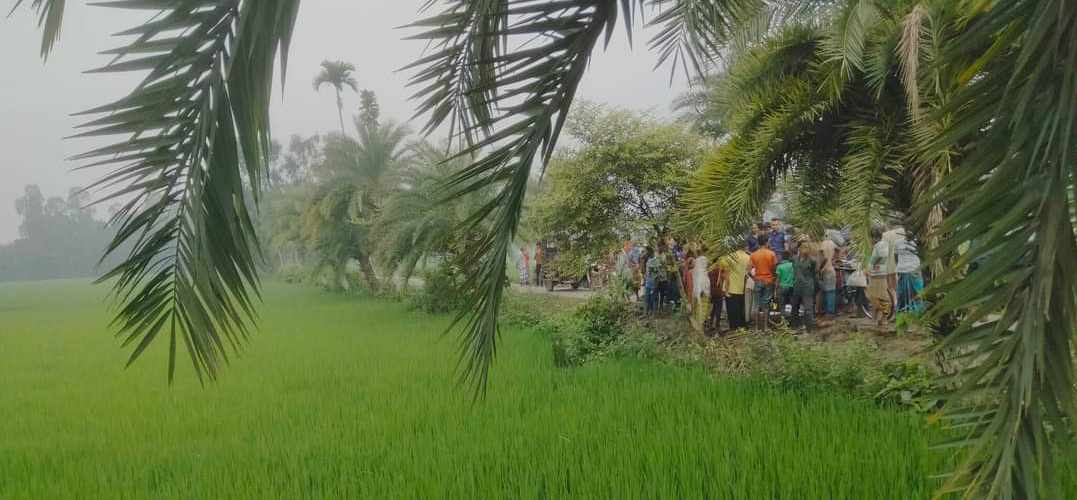 গাইবান্ধায় ধানক্ষেতে অজ্ঞাত ব্যক্তির মরদেহ, উদ্ধার করলো পুলিশ