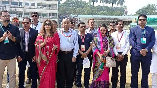 ফরিদপুরে শহীদ জিয়া স্মৃতি ক্রিকেট টুনামেন্টের উদ্বোধণ করলেন