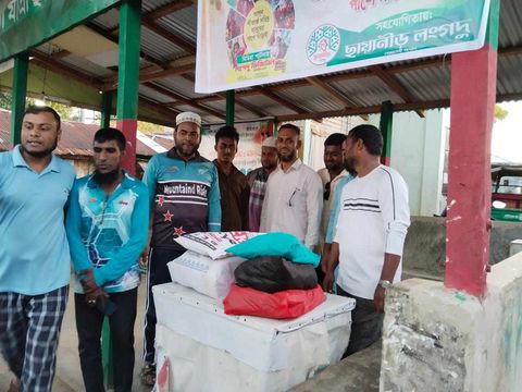 শীতার্থ মানুষের পাশে লংগদুর স্বেচ্ছাসেবী সংগঠন “ছায়ানীড়”