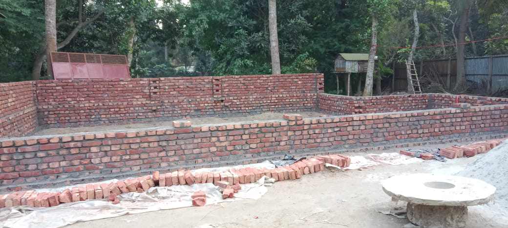নগরকান্দায় বাড়ির জমি নিয়ে চাচা ভাতিজার দ্বন্দ্ব -ঘর নির্মাণে বাধা