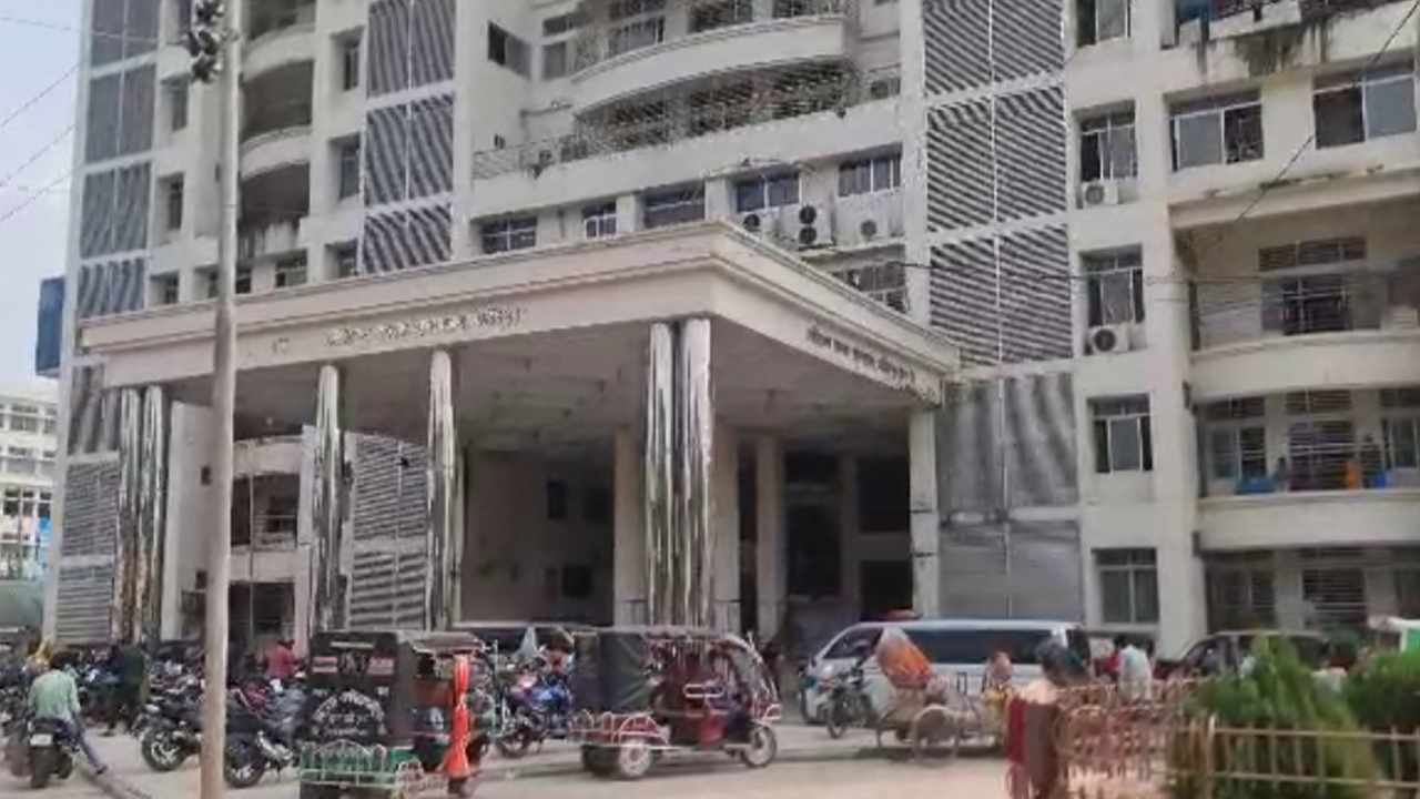 ফরিদপুরে গত ২৪ ঘণ্টায় ডেঙ্গু আক্রান্ত হয়ে বিপ্লব  নামে একজনের মৃত্যু 