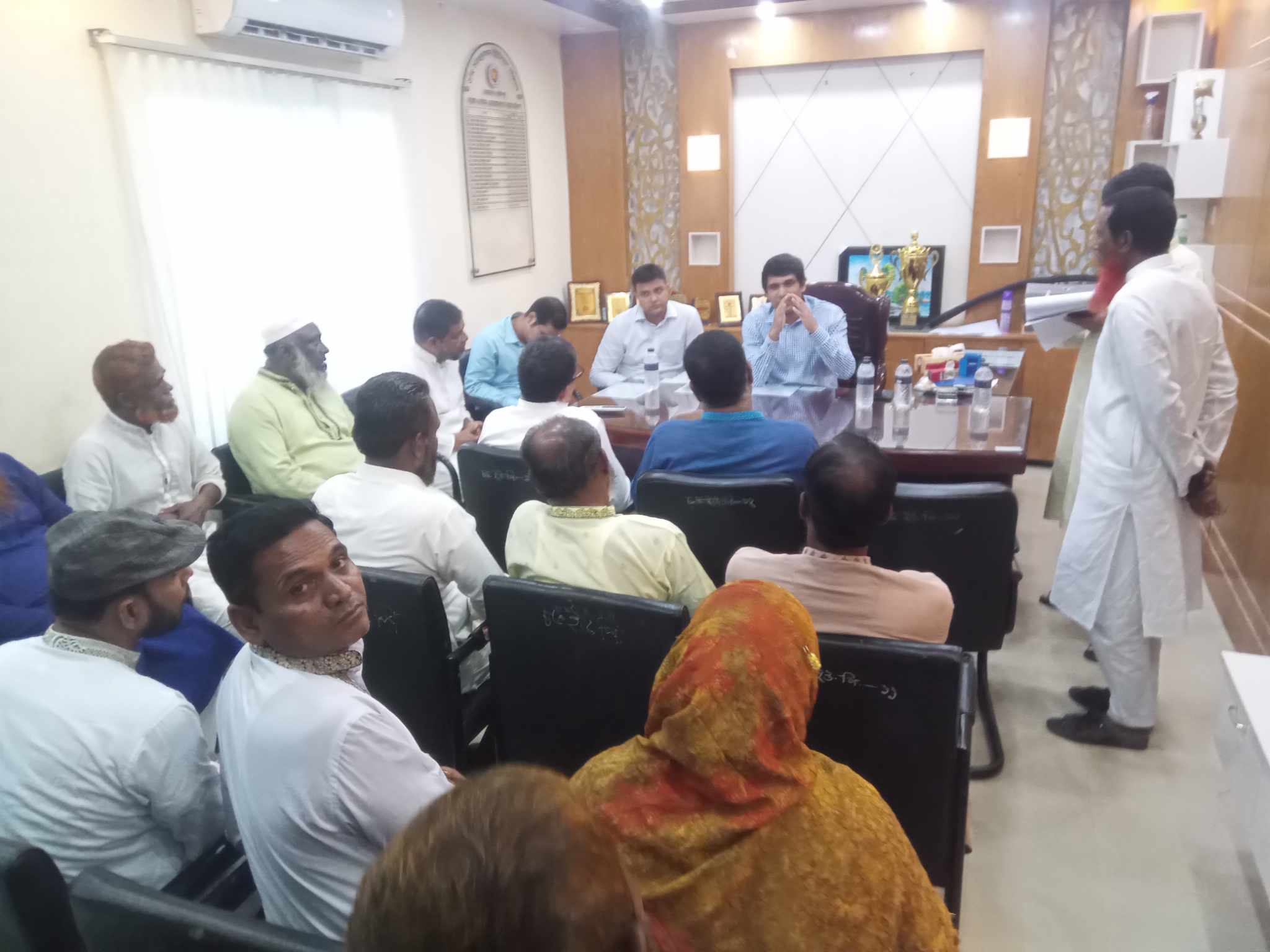 চরভদ্রাসনে উপজেলা প্রশাসনের উদ্যোগে জেলা প্রশাসকের মতবিনিমেয় সভাঃবিভিন্ন অফিস পরিদর্শন 