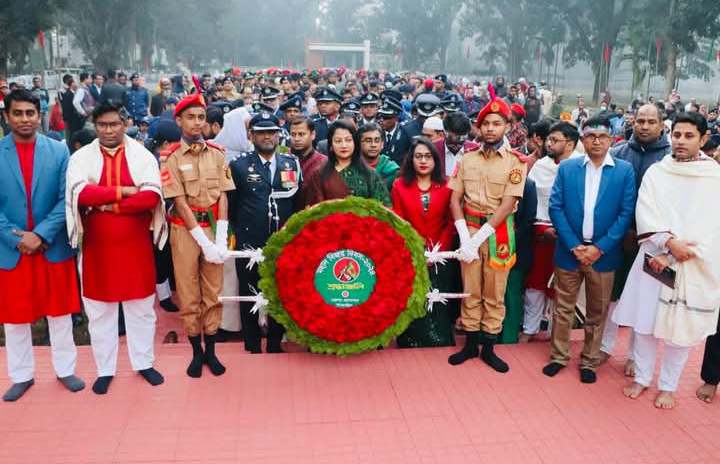 টাংগাইলে নানা কর্মসূচির মধ্যে দিয়ে বিজয় দিবস উদযাপন