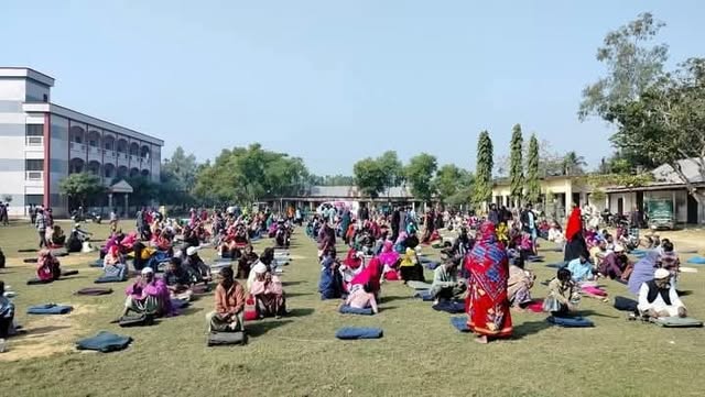 শেরপুরে বন্যায় ক্ষতিগ্রস্ত ও হতদরিদ্র পরিবারের মাঝে শীতবস্ত্র বিতরণ