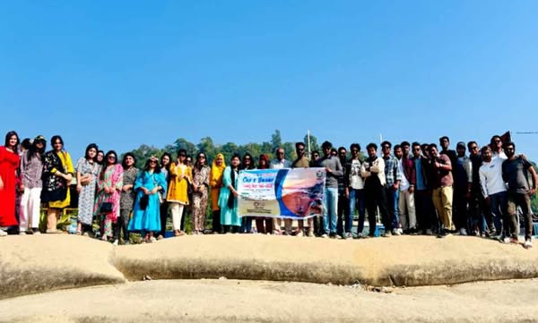 আইইউবিএটির ইকোনমিকস সোসাইটির উদ্যোগে কক্সবাজার ভ্রমণ