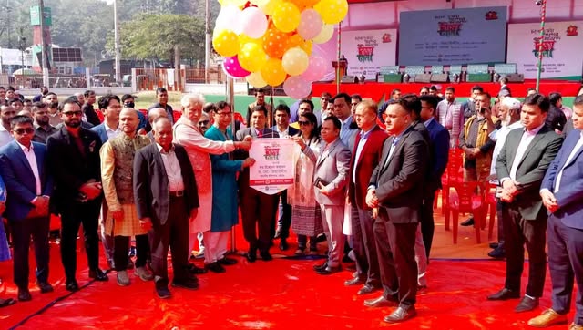 চট্টগ্রাম নগরীতে জেলা প্রশাসনের বিজয় মেলার উদ্বোধন…