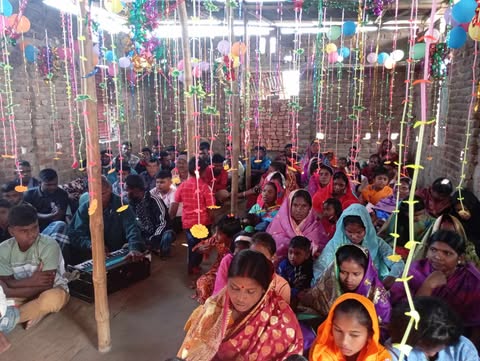 রাণীশংকৈলে খ্রিস্টান ধর্মলম্বীদের বড়দিন উৎসব পালিত