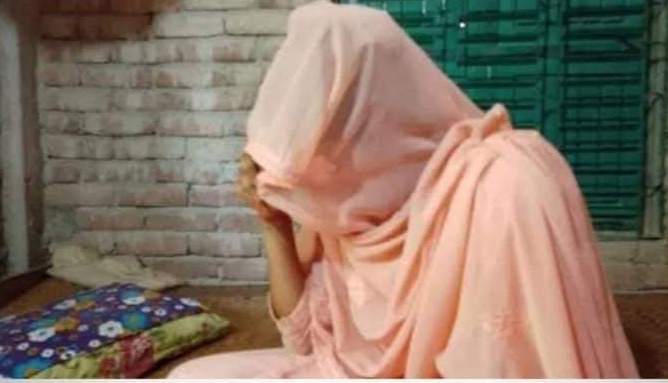 ভূরুঙ্গামারীতে প্রেমের টানে কুমিল্লার প্রবাসীর স্ত্রী,পরে দেখে প্রেমিক প্রতিবন্ধী