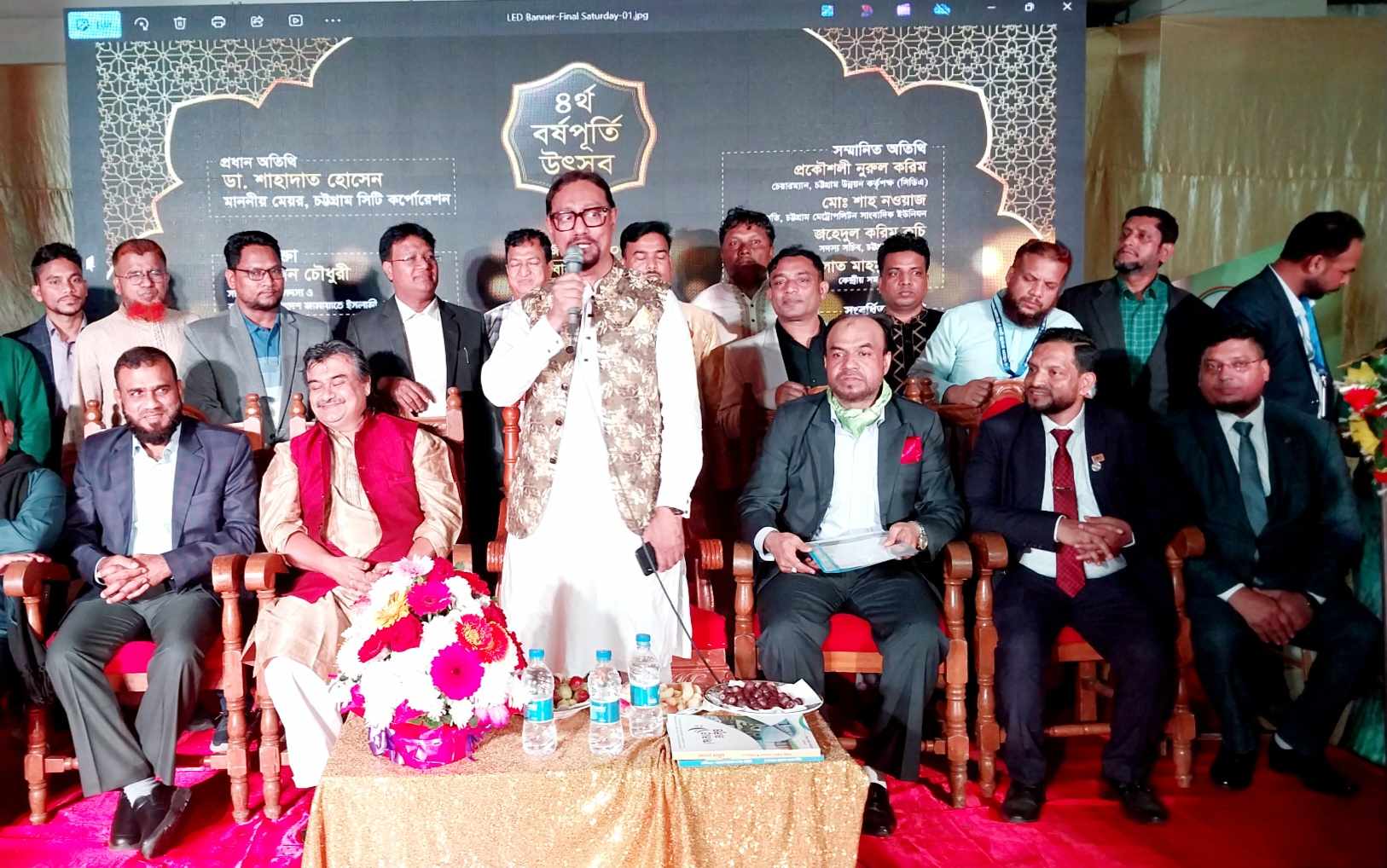 চট্টগ্রাম প্রবাসী ক্লাবের বর্ষপূর্তি অনুষ্ঠানে ডা. শাহাদাত….. চট্টগ্রাম প্রবাসী ক্লাব আগামী দিনে প্রবাসীদের আস্থারস্থল হবে…