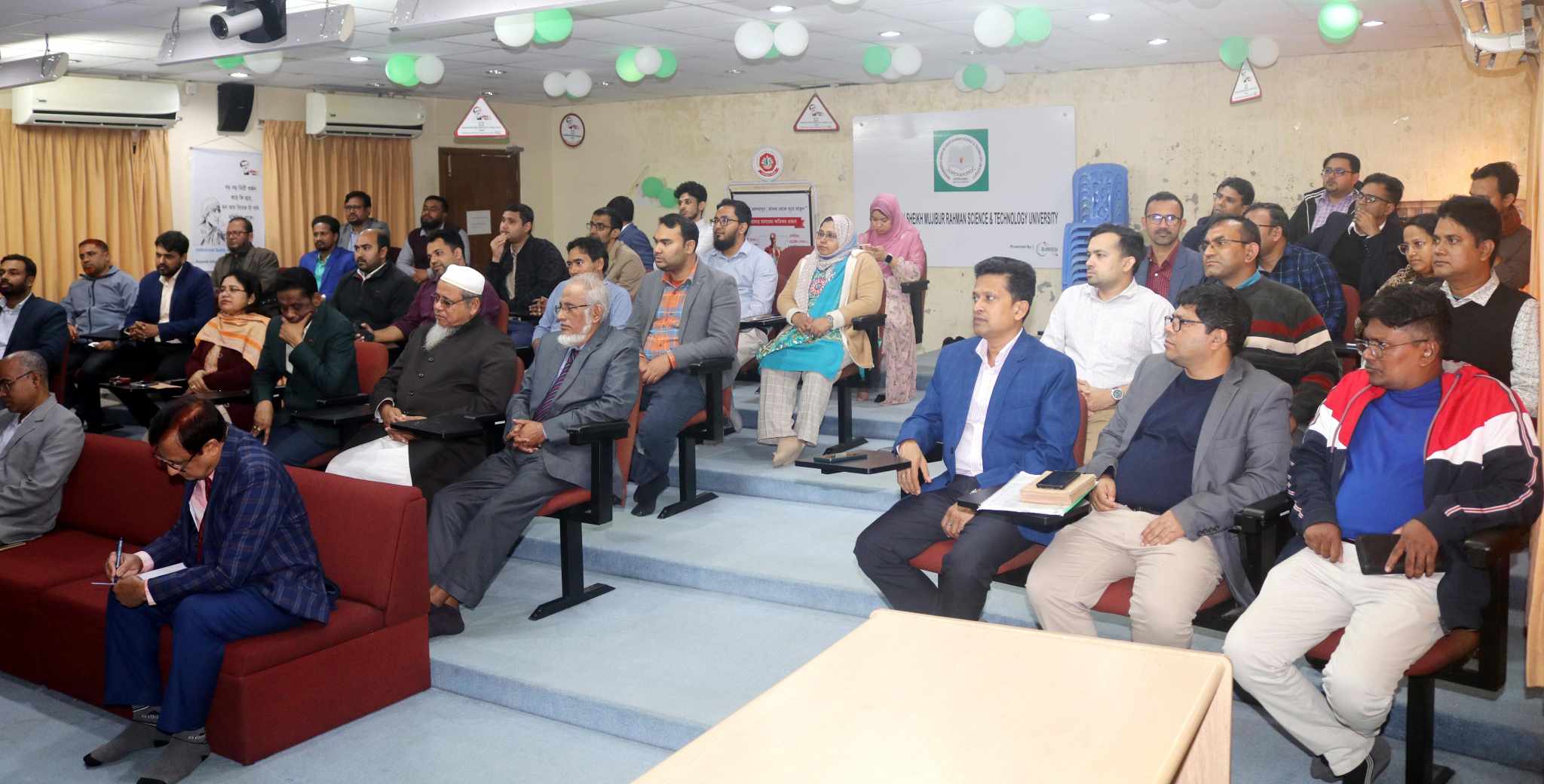 গুচ্ছ ভর্তি প্রক্রিয়া থেকে বের হওয়ার সিদ্ধান্ত বশেমুরবিপ্রবি প্রশাসনের