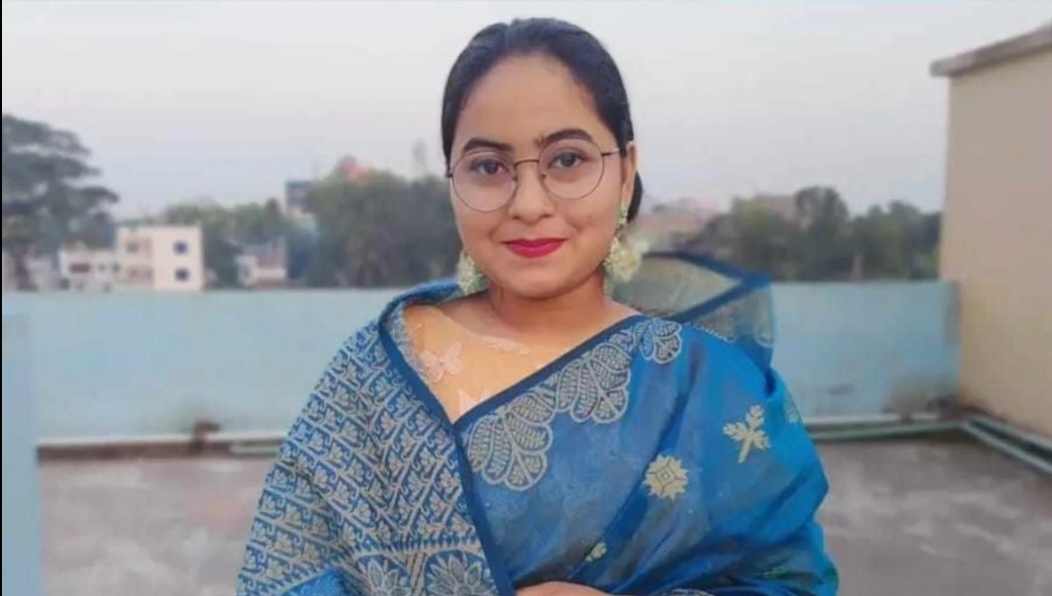 প্রবাসী স্বামী মুঠোফোনে তালাক দেয়ায় গৃহবধূ আত্মহত্যা