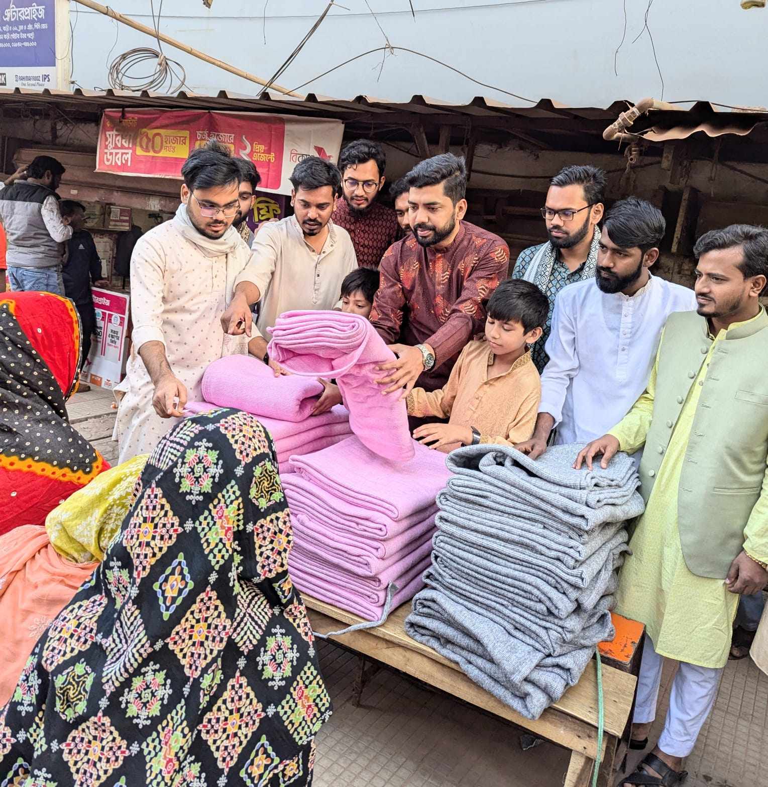 শহীদ রাষ্ট্রপতি জিয়াউর রহমান এর জন্মবার্ষিকী উপলক্ষে কম্বল বিতরণ