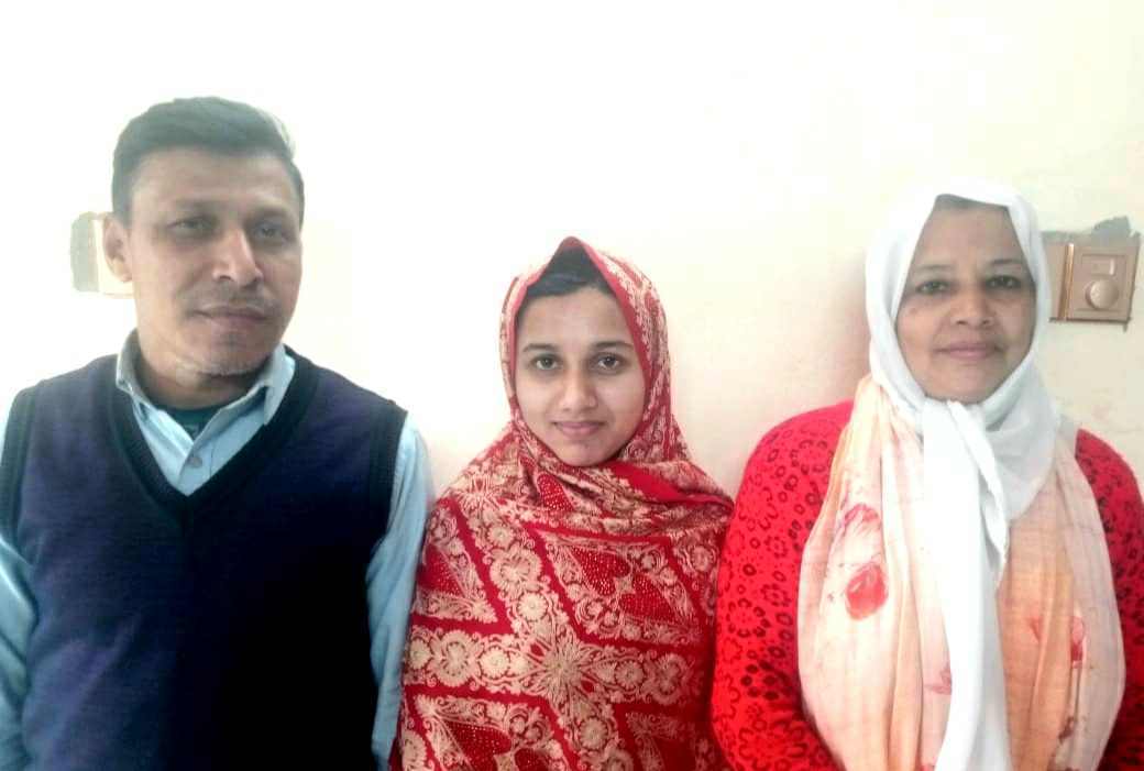 মেধাবী তিথির স্বপ্নপূরণ: কেশবপুর থেকে চাঁদপুর মেডিকেলে