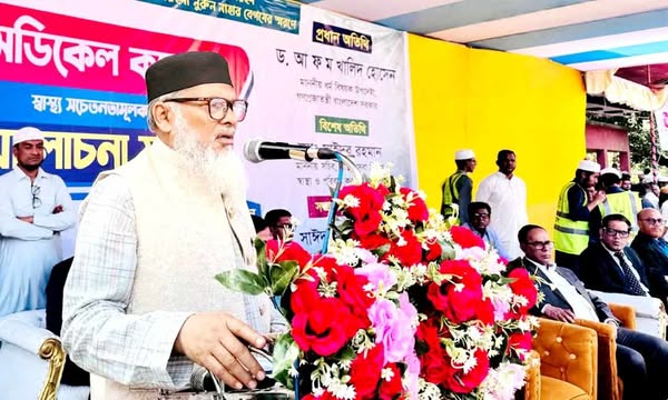 জনগণের সেবা করা অত্যন্ত গৌরবের:- ধর্ম উপদেষ্টা