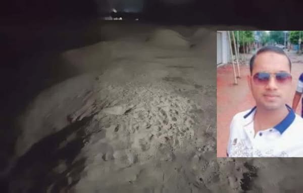 ডাঁশমারীতে মতিহার থানাকে ম্যানেজ করে পলাশের পুকুর ভরাট