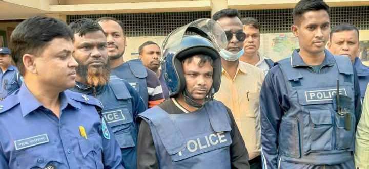 ঝিনুকের খন্ডিত মাথা ৪১ ঘন্টা পর উদ্ধার