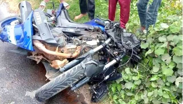 নবীনগরে মোটরসাইকেল সিএনজি মুখোমুখি সংঘর্ষে  নিহত -১ আহত-৬