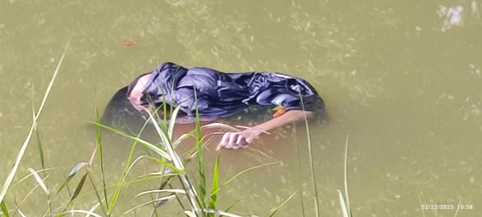সদরপুরে পুকুর থেকে অজ্ঞাত যুবকের মরদেহ উদ্ধার 