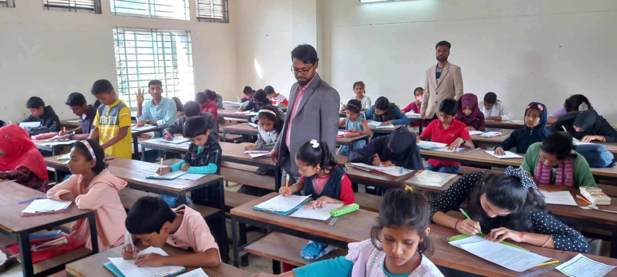 আলোছায়া সমাজকল্যাণ সংস্থার” হাতের লেখা ও চিত্রাঙ্কন প্রতিযোগিতা অনুষ্ঠিত