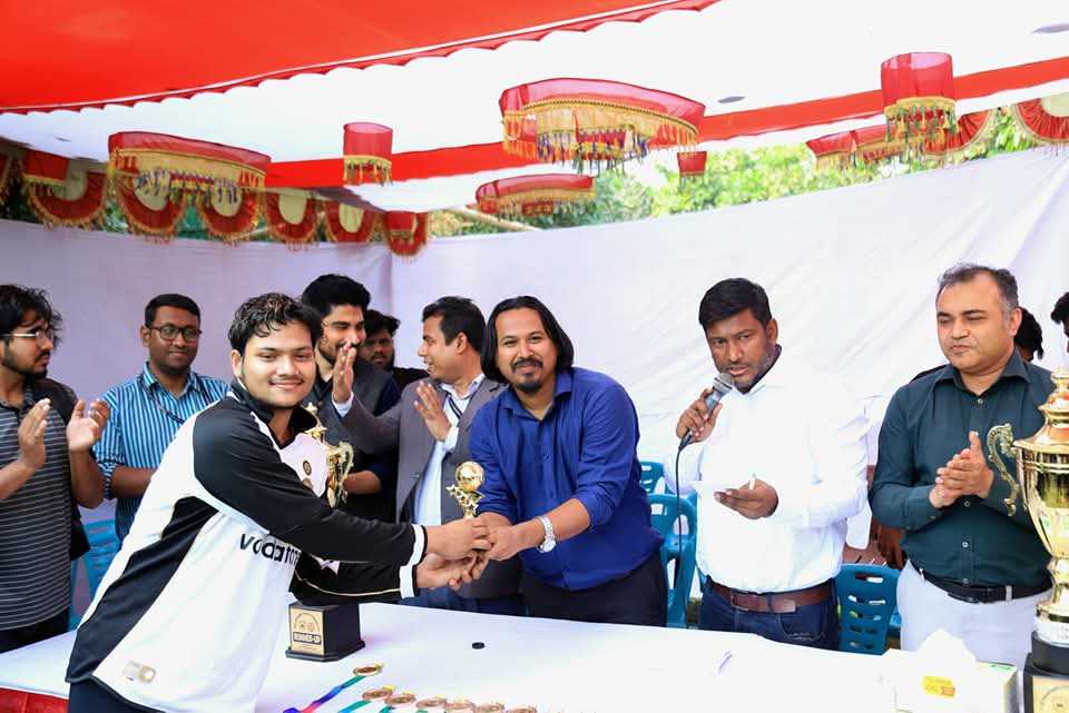 ইউআইটিএসে আন্তঃবিভাগীয় ফুটবল টুর্নামেন্টের ফাইনাল অনুষ্ঠিত।।