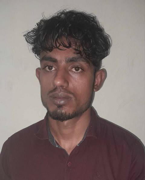 চরভদ্রাসন ২০ পিস ইয়াবাসহ এজাজ শিকদার গ্রেফতার মাদক দ্রব্য আইনে  মামলা