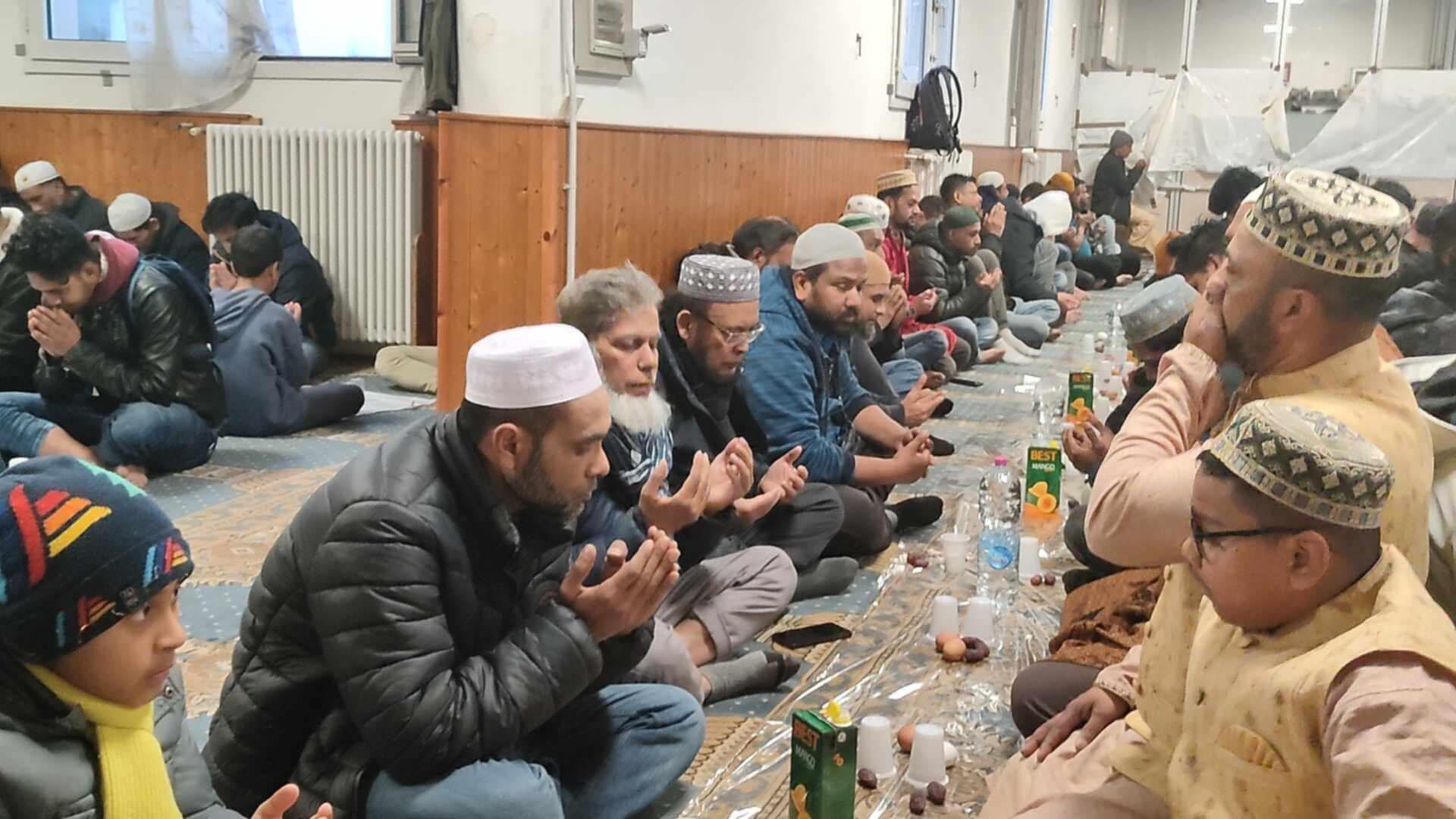 ইতালির পাদোভা বিএনপি ও স্বেচ্ছাসেবক দলের আয়োজনে ইফতার ও দোয়া মাহফিল অনুষ্ঠিত