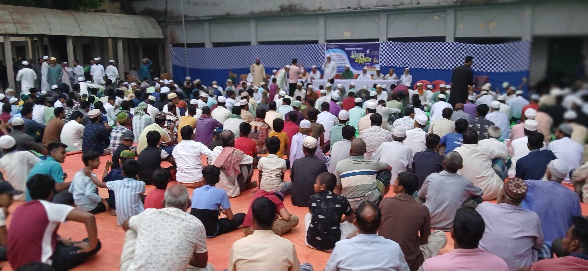 ফরিদপুরের চরভদ্রাসনে জামায়েত ইসলামীর ইফতার ও জামায়েত ইসলামীর সম্ভাব্য সংসদ সদস্য প্রার্থীর পরিচয় 
