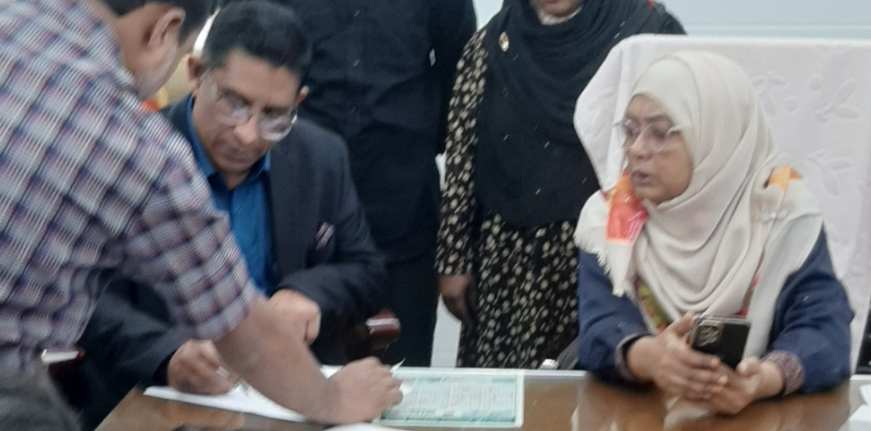 দ্বায়িত্ব পেলেন ডা. রফিক, ওএসডি গাইবান্ধার সিভিল সার্জন কানিজ সাবিহা