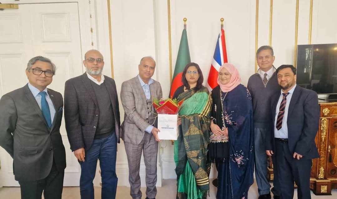 নবনিযুক্ত হাইকমিশনার আবিদা ইসলামের সাথে চট্টগ্রাম সমিতি ইউকে-এর সৌজন্য সাক্ষাৎ
