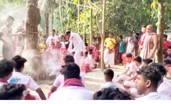 মনিরামপুরে খেজুর গাছ থেকে পড়ে সন্ন্যাসীর মৃত্যু, এলাকায় শোকের মাতম।