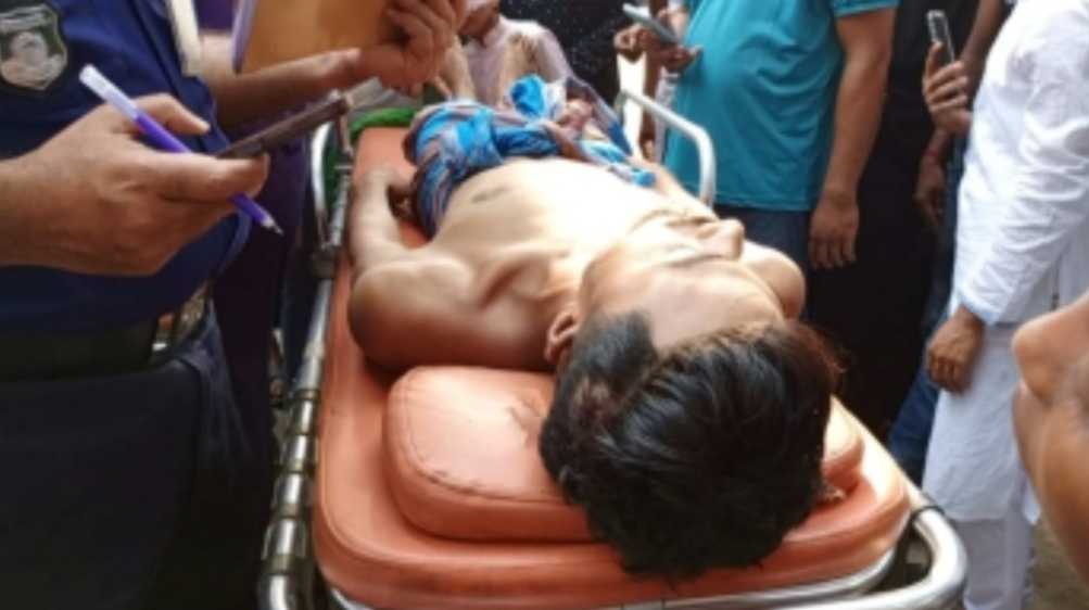 কচুয়ায় প্রেমিকার সাথে দেখা করতে এসে গণপিটুনিতে প্রাণ হারালেন প্রেমিক