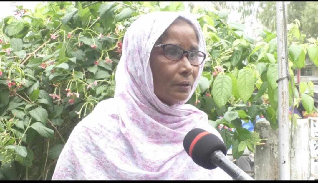 প্রধান শিক্ষকের বিরুদ্ধে ব্যবসায়ীরের কাছে চাঁদা দাবীর অভিযোগ 