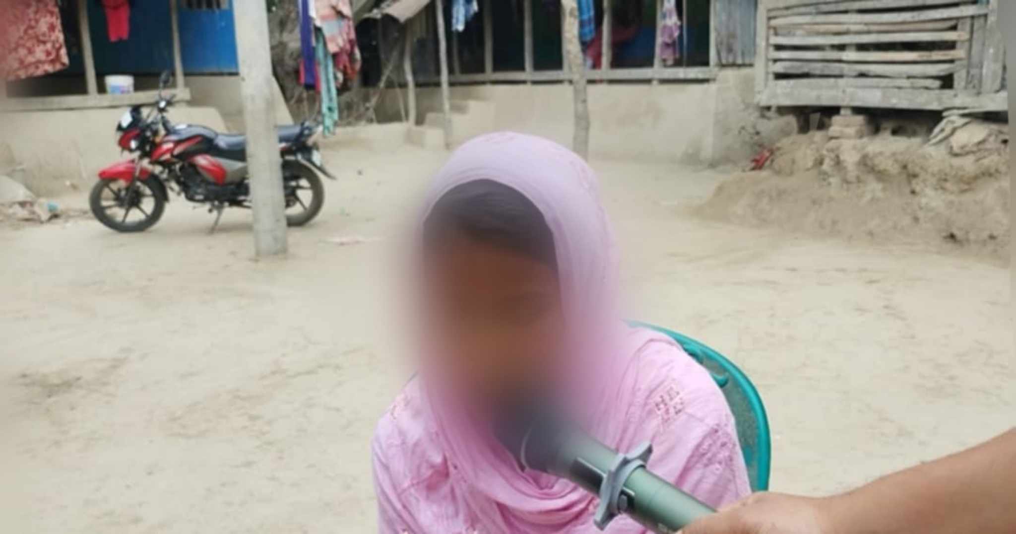 বরগুনা’র বেতাগী ‘তে বিয়ের দাবী নিয়ে হাজির প্রেমিকা