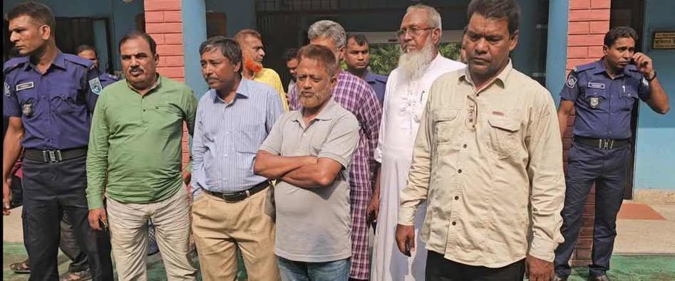 গাইবান্ধায় ৬ ইউপি চেয়ারম্যান আটক