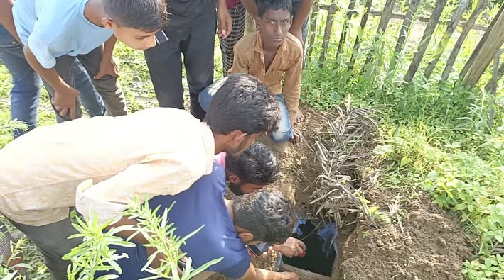 রাণীশংকৈলে কবরস্থান থেকে ৪ টি কঙ্কাল চুরি